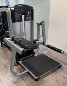 presse a fessiers precor